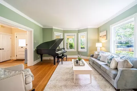 35 Bartlett Ave, Arlington, MA 02476 photo 5