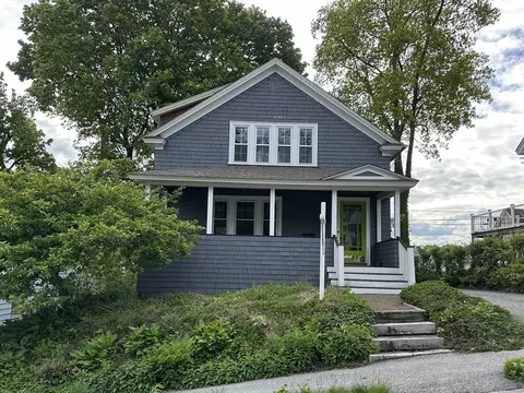 3 Judson Rd, Worcester, MA 01605