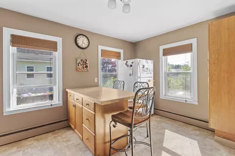 82 Brooks St, Worcester, MA 01606 photo 7