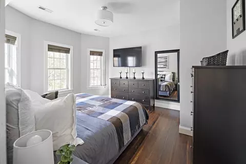 Bedroom - 38 Pearl St #2, Everett, MA 02149 photo 3 of 3