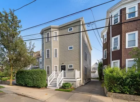 Exterior - 38 Pearl St #2, Everett, MA 02149 photo 4 of 5
