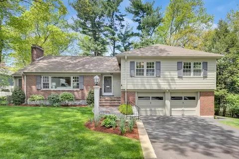 27 Lantern Ln, Arlington, MA 02474