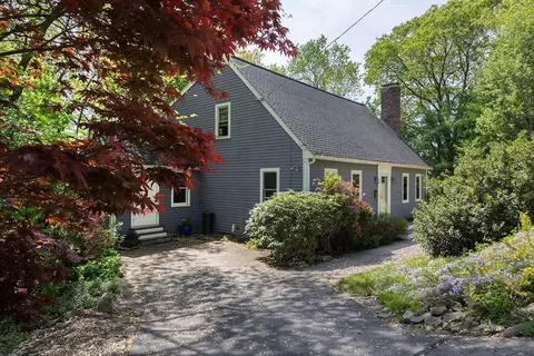 71 Roundtop Rd, Marlborough, MA 01752