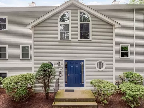 218 Florence St #D, Roslindale, MA 02131