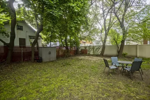 80 Rochelle St, Springfield, MA 01109 photo 6