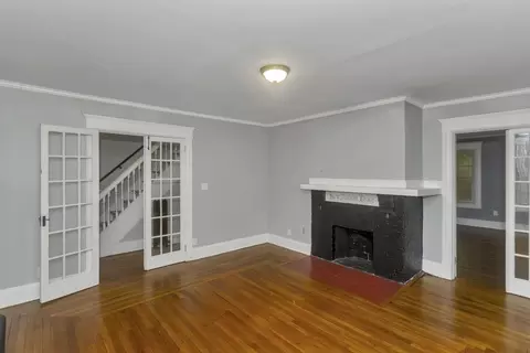80 Rochelle St, Springfield, MA 01109 photo 9