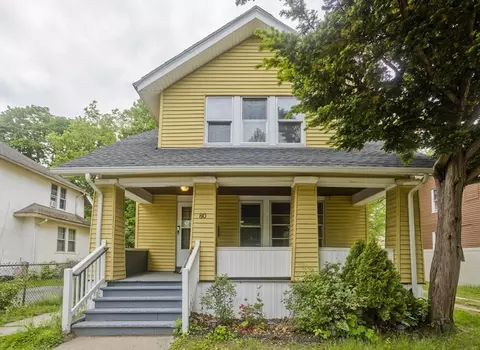 80 Rochelle St, Springfield, MA 01109
