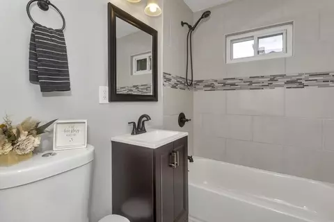 80 Rochelle St, Springfield, MA 01109 photo 29