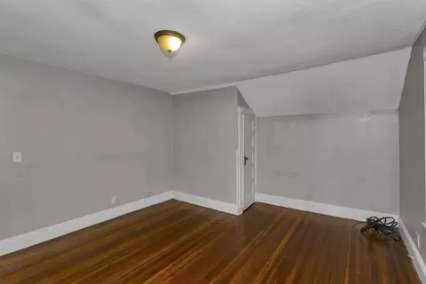 80 Rochelle St, Springfield, MA 01109 photo 25