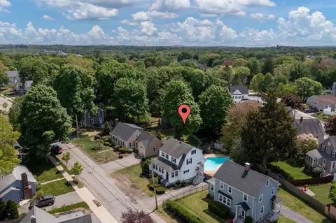 View/Area - 70 Highland St, Reading, MA 01867 photo 2 of 2