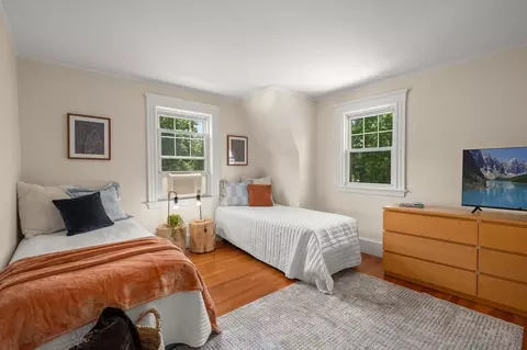 Bedroom - 70 Highland St, Reading, MA 01867 photo 5 of 7
