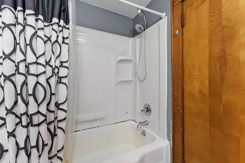 95 Thaddeus St, Chicopee, MA 01020 photo 27