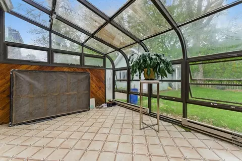 95 Thaddeus St, Chicopee, MA 01020 photo 16