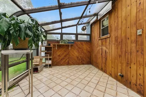 95 Thaddeus St, Chicopee, MA 01020 photo 15