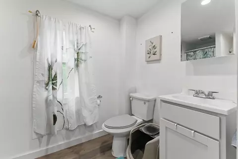 95 Thaddeus St, Chicopee, MA 01020 photo 12