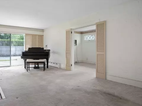 393 Langley St, Fall River, MA 02720 photo 11