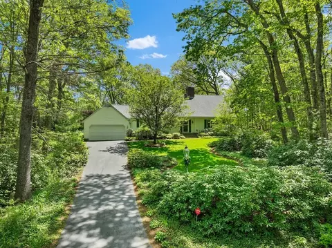 46 High Rock Rd, Wayland, MA 01778