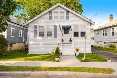 176 N Central Ave, Quincy, MA 02170
