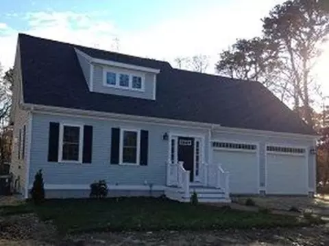 35 W Great Western Rd, Yarmouth, MA 02664