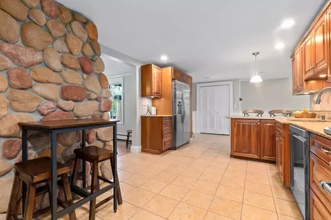 94 Conant St, Danvers, MA 01923 photo 11