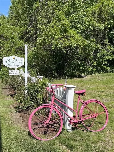 1424 Main St, Brewster, MA 02631