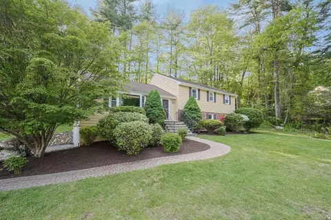 25 Duggan Rd, Acton, MA 01720