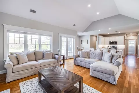155 Old Barnstable Rd, Mashpee, MA 02649 photo 6