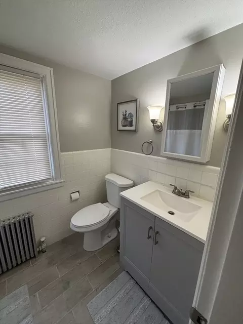 253 Gillette Ave, Springfield, MA 01118 photo 22