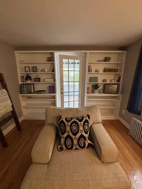 253 Gillette Ave, Springfield, MA 01118 photo 11