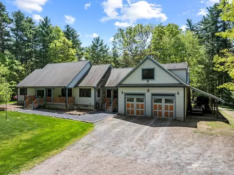 85 Thomas St, Middleboro, MA 02346