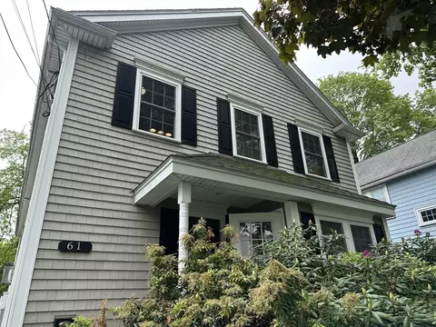 61 Hawthorne St #61, Belmont, MA 02478