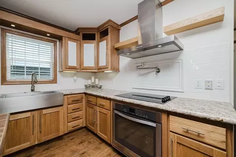 53 Linsay Dr, Raynham, MA 02767 photo 11
