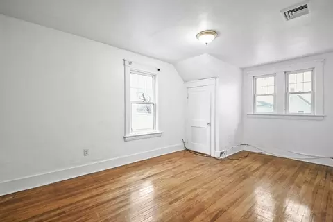 8 Wabash Ave, Worcester, MA 01604 photo 23