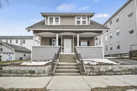 8 Wabash Ave, Worcester, MA 01604