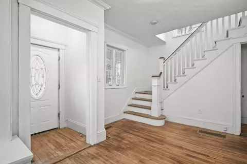 8 Wabash Ave, Worcester, MA 01604 photo 5
