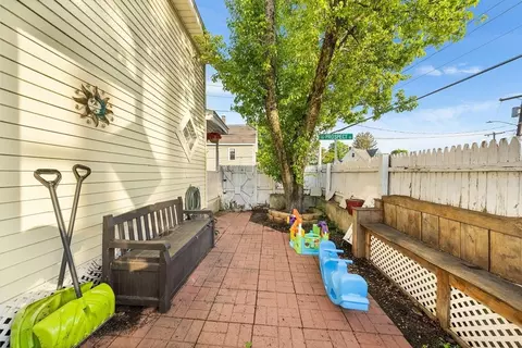 Exterior - 1 Prospect St, Maynard, MA 01754 photo 2 of 3