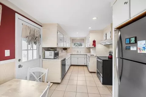 Kitchen - 1 Prospect St, Maynard, MA 01754 photo 1 of 2