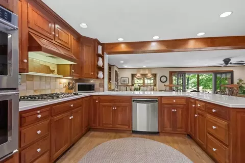 37 Cedar St, Braintree, MA 02184 photo 16