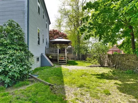 56 Gatehouse Dr, Fall River, MA 02720 photo 11