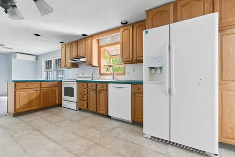 Kitchen - 30 Cornell Rd, Danvers, MA 01923 photo 3 of 3