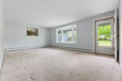 Living - 30 Cornell Rd, Danvers, MA 01923 photo 4 of 12