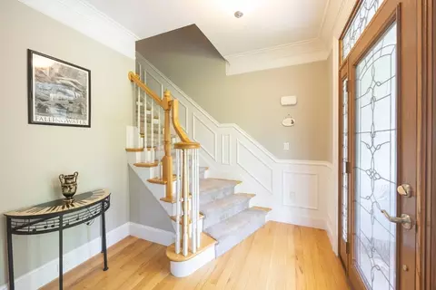 Entry Way - 2 Powers Rd, Mendon, MA 01756 photo 1 of 3