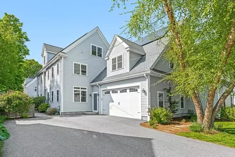 20 Elm St, Winchester, MA 01890