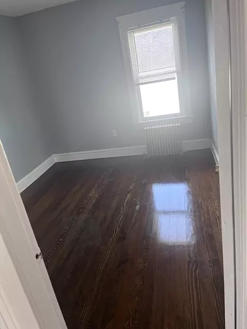 Bedroom - 170 King, Fall River, MA 02724 photo 3 of 4