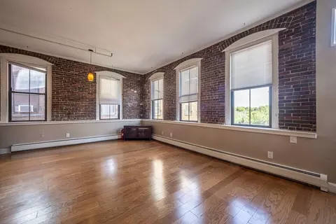 62 Washington St #13, Haverhill, MA 01832