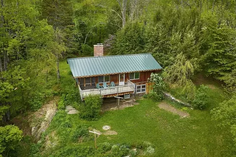 248 Stage Rd, Cummington, MA 01026