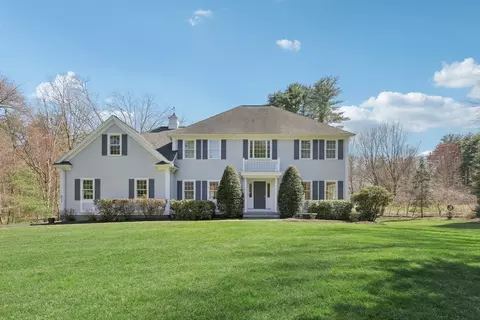 211 Red Acre Rd, Stow, MA 01775