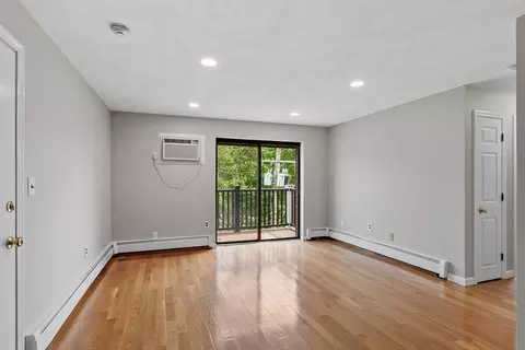 5 Washington St #D2, Reading, MA 01867 photo 6