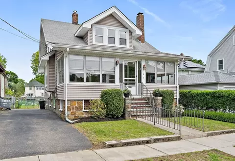 9 Granger St, Quincy, MA 02170