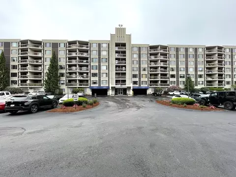 1550 Worcester Rd #524, Framingham, MA 01702